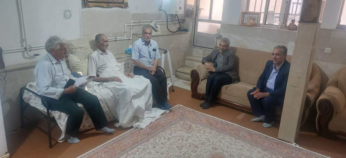 عیادت مدیر مخابرات منطقه کرمانشاه از همکار بازنشسته