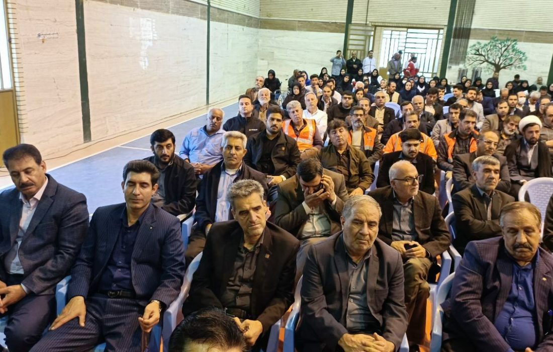 مراسم یادبود جانباختگان و حادثه دیدگان زلزله آبانماه ۹۶ در سرپلذهاب برگزار شد