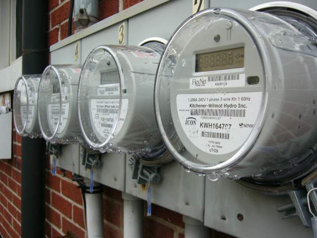 جریمه و معرفی ۶۷۰ فروشگاه و مغازه دارای برق غیر مجاز در کرمانشاه به دستگاه قضایی