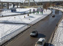 پایان عملیات برف‌روبی در معابر اصلی کرمانشاه/به کارگیری ۶۵۰ نیروی خدماتی در عملیات شب گذشته/ برف‌روبی در کوچه‌ها ادامه دارد