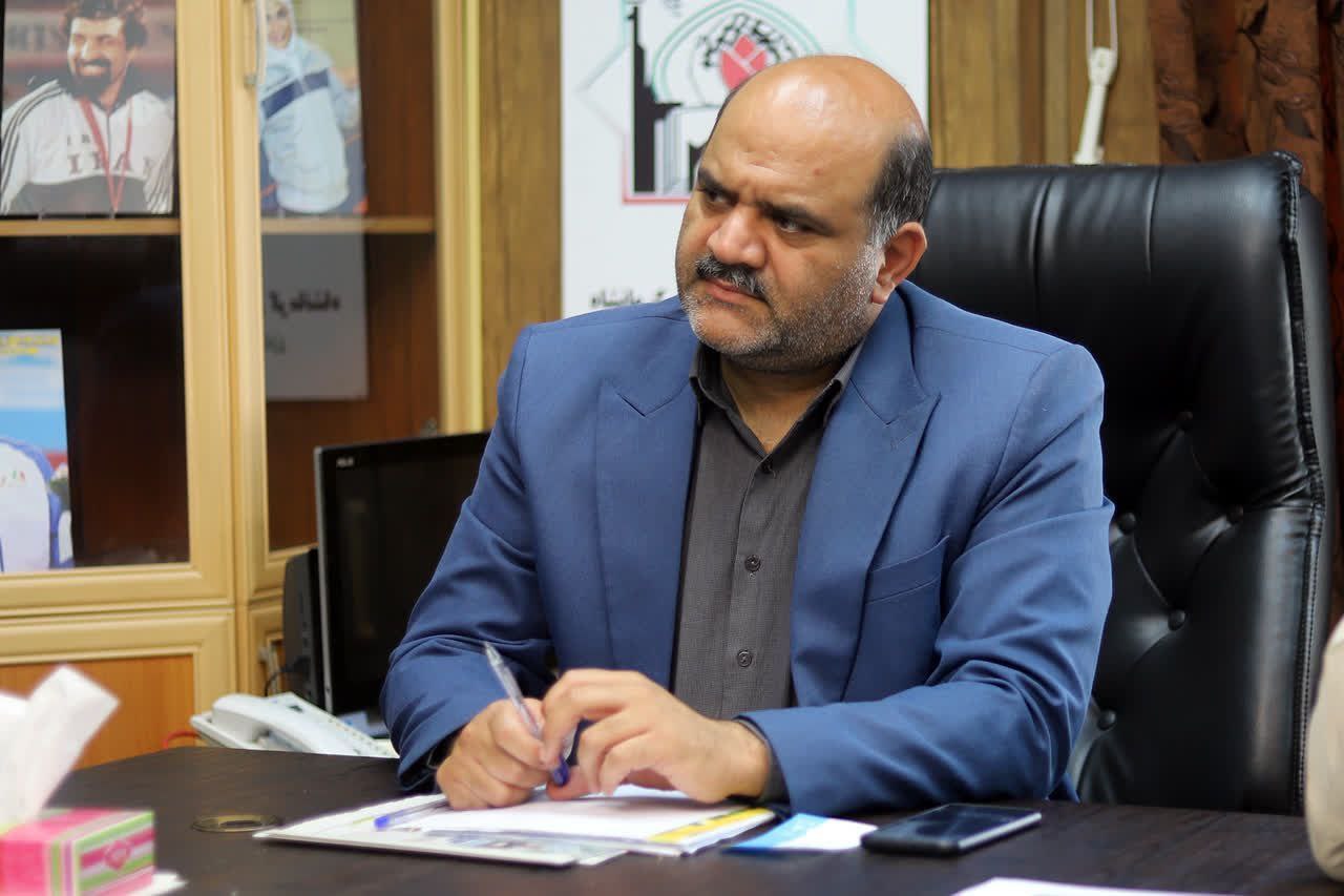 سرپرست ورزش و جوانان