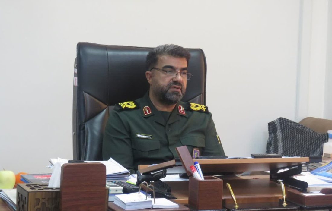 مردم وطن و انقلابشان را با هیچچیز عوض نمیکنند/متحد و استوار در برابر دشمنان ایستادهایم